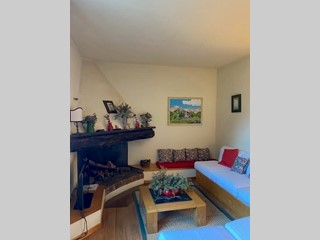 Trilocale in Affitto a Prè Saint Didier, zona Verrand, 1'800&euro;, 75 m², arredato