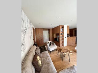 Appartamento in Affitto a Valtournenche, zona Breuil-cervinia, 50'000€, , arredato, con Box