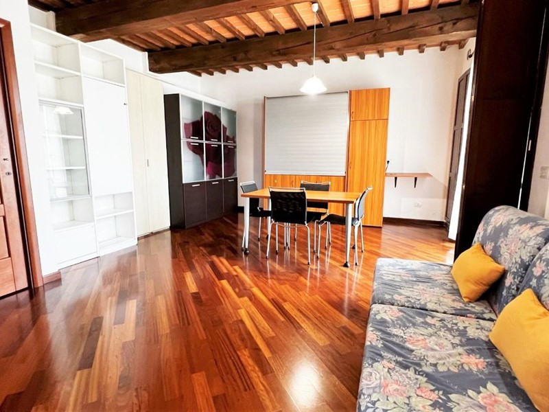 Bilocale in Affitto a Cascina, 730&euro;, 50 m², arredato