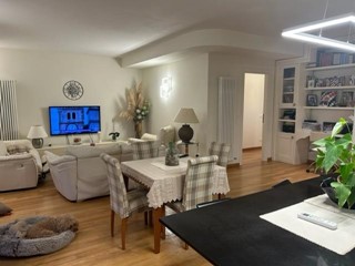 Appartamento in Vendita a Sovicille, 420'000€, 138 m², arredato, con Box