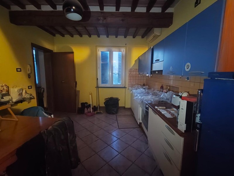 Monolocale in Vendita a Lucca, zona San Concordio Contrada, 95'000€, 40 m², arredato