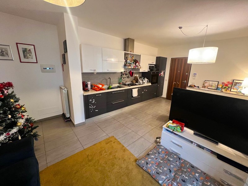 Trilocale in Vendita a Montelupo Fiorentino, 220'000&euro;, 70 m², con Box