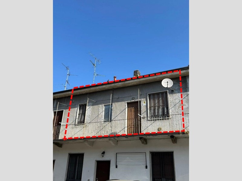 Trilocale in Vendita a Seregno, 51'000&euro;, 54 m²