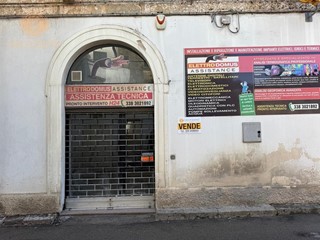 Immobile commerciale in Vendita a Alessano, 200'000€, 204 m²