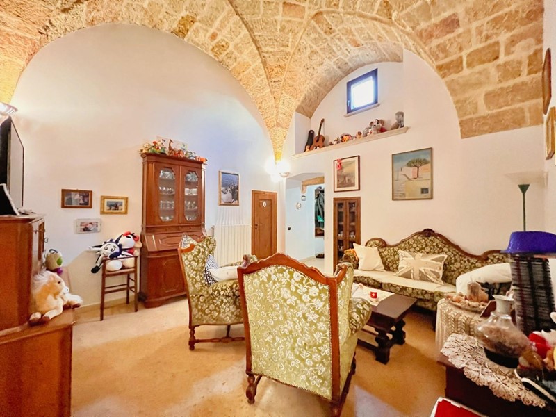 Casa Indipendente in Vendita a Miggiano, 105'000€, 109 m²