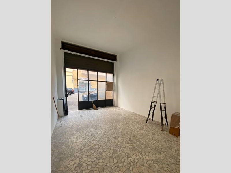 Negozio in Affitto a Firenze, 1'200&euro;, 40 m²