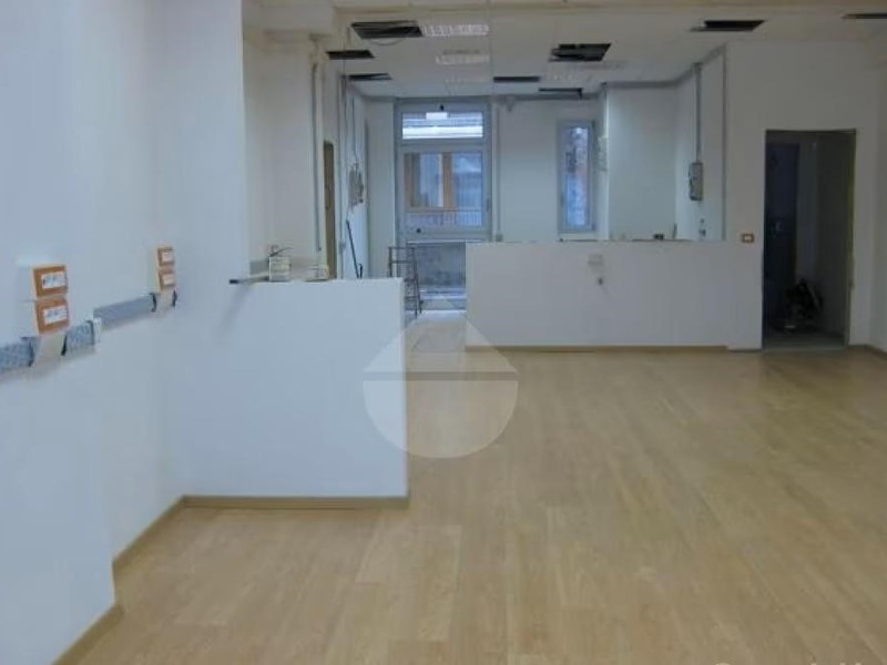 Laboratorio in Affitto a Firenze, 1'750&euro;, 115 m²