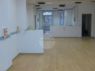 Laboratorio in Affitto a Firenze, 1'750&euro;, 115 m²