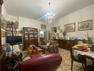 Appartamento in Vendita a Scandicci, zona Ponte a Vingone, 310'000&euro;, 125 m²