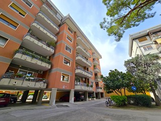 Bilocale in Affitto a Bari, 703€, 73 m²