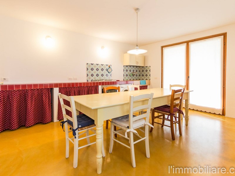 Trilocale in Affitto a Negrar di Valpolicella, 700&euro;, 65 m²