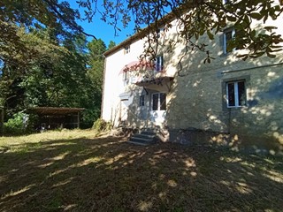 Rustico in Vendita a Lucca, 247'000€, 280 m²