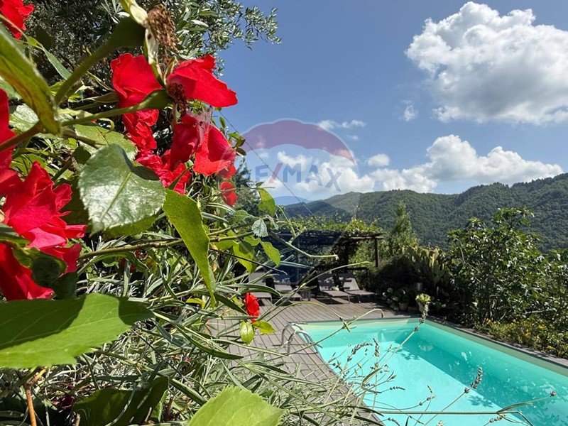 Rustico in Vendita a Bagni di Lucca, 470'000&euro;, 115 m²