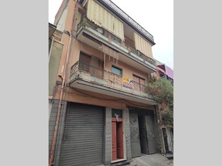 Appartamento in Vendita a Paternò, 95'000€, 200 m²