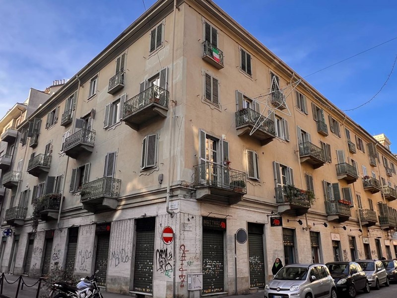 Negozio in Affitto a Torino, 1'700&euro;, 125 m²