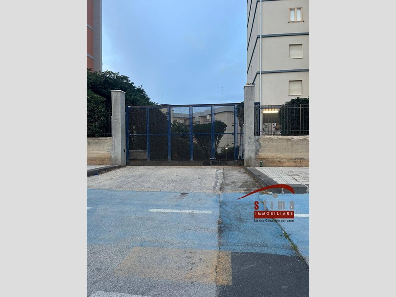 Magazzino in Vendita a Siracusa, 21'000€, 27 m²