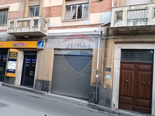 Appartamento in Vendita a Enna, 89'000€, 167 m²