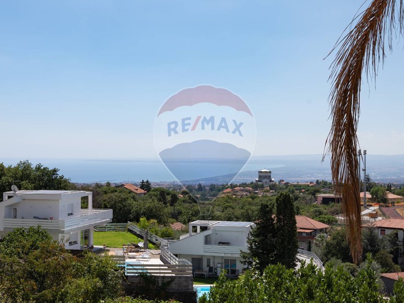 Villetta a schiera in Vendita a Mascalucia, 259'000&euro;, 171 m²