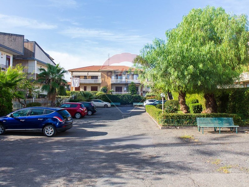 Quadrilocale in Vendita a Catania, 87'000€, 58 m²