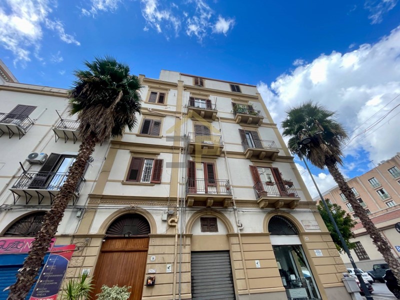 Bilocale in Vendita a Palermo, 60'000€, 45 m²
