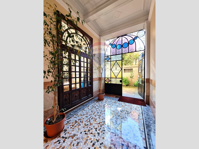 Trilocale in Vendita a Milano, 460'000€, 75 m²