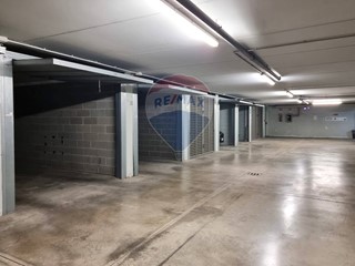 Box in Vendita a Milano, 27'000&euro;, 18 m²