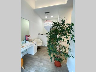 Attività commerciale in Vendita a Milano, 37'000&euro;, 70 m²