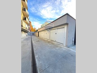 Box in Vendita a San Giuliano Milanese, 26'000&euro;, 18 m²