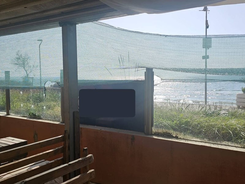 Attività commerciale in Vendita a Pomezia, 118'000€, 350 m²