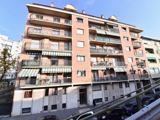 Magazzino in Vendita a Torino, 33'000&euro;, 40 m²