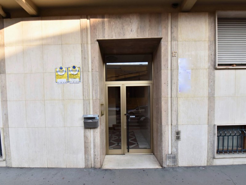 Magazzino in Vendita a Torino, 33'000&euro;, 40 m²