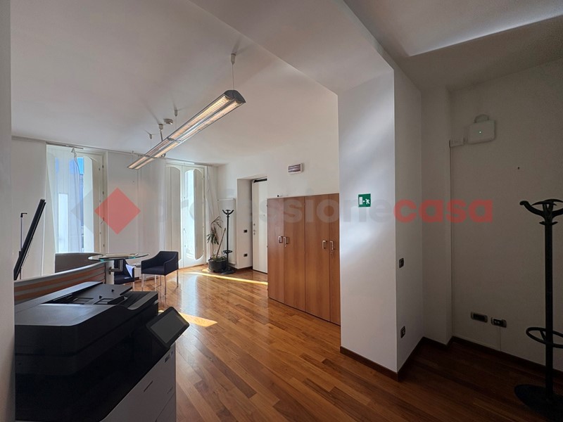 Appartamento in Affitto a Caserta, 1'500€, 115 m²