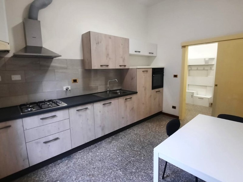 Bilocale in Affitto a Bologna, 870€, 55 m², arredato