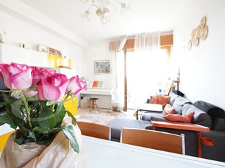 Appartamento in Vendita a Venezia, 310'000€, 130 m², con Box