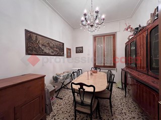 Appartamento in Vendita a Laterina Pergine Valdarno, 110'000&euro;, 87 m²