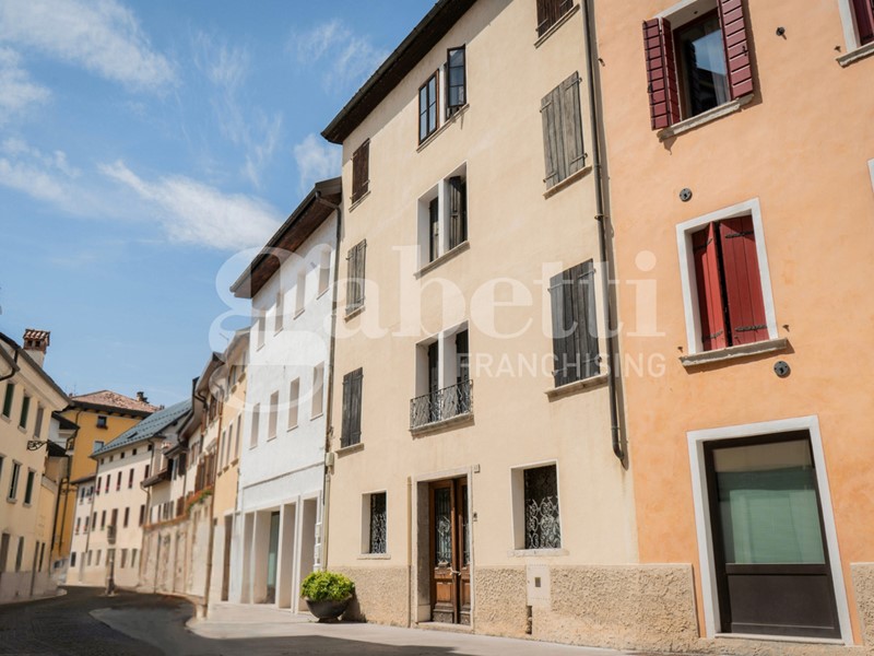 Villetta a schiera in Vendita a Belluno, 250'000&euro;, 246 m²