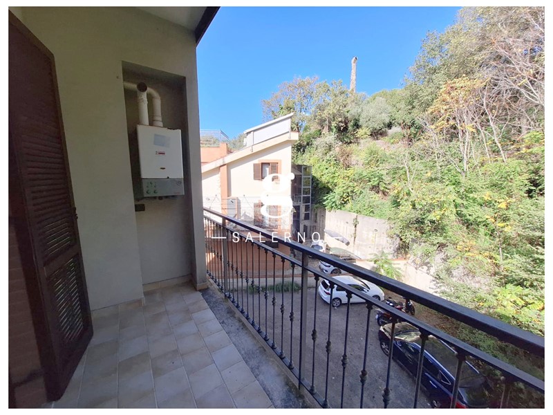 Trilocale in Vendita a Salerno, 240'000€, 79 m²