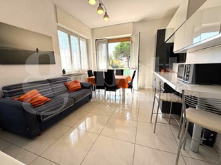 Bilocale in Vendita a Andora, 199'000&euro;, 57 m², arredato