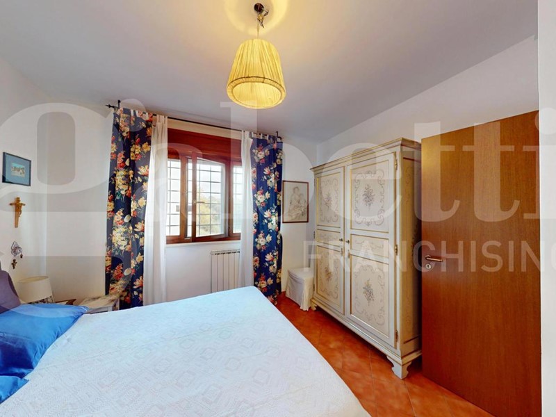 Villetta a schiera in Vendita a Roma, 525'000&euro;, 160 m², con Box