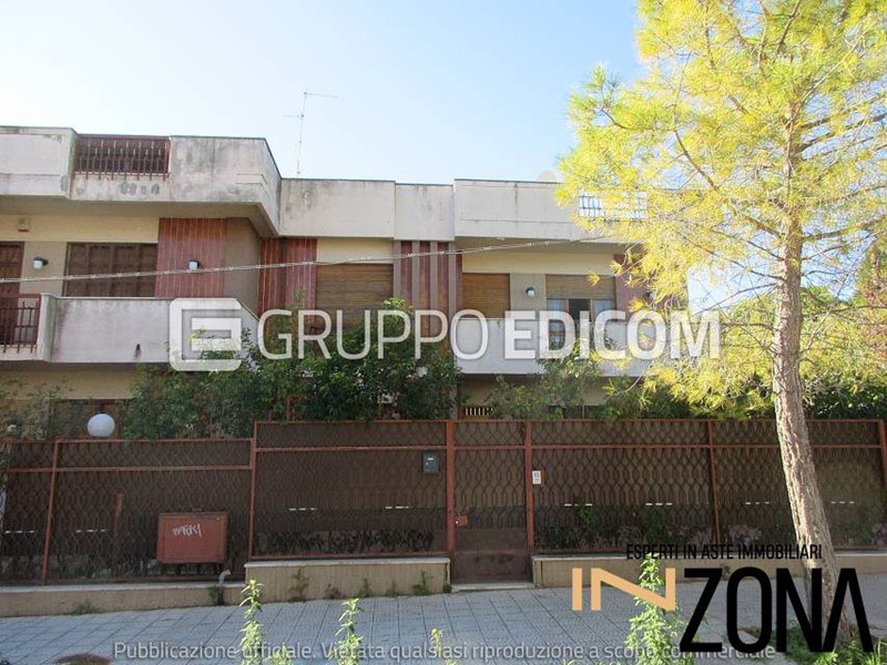 Villa in Vendita a Manfredonia, 67'500&euro;, 111 m²