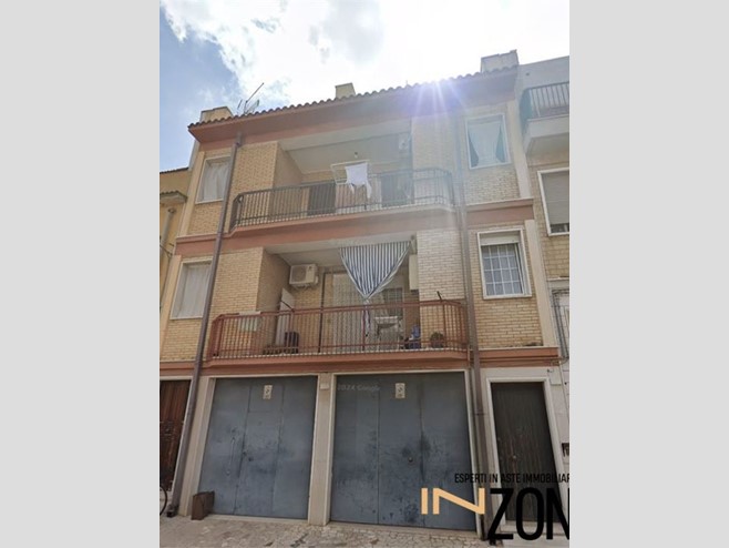 Quadrilocale in Vendita a Apricena, 89'700&euro;, 148 m²