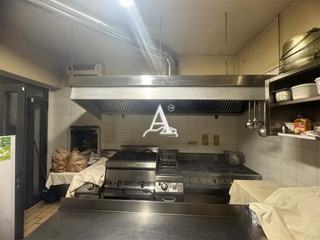 Attività commerciale in Vendita a Villafranca di Verona, 160'000€, 140 m²