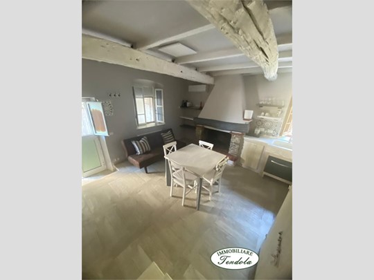 Casa Semi Indipendente in Affitto a Luni, 600€, 50 m²