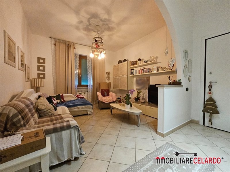 Quadrilocale in Vendita a Colle di Val D'Elsa, 195'000€, 100 m²