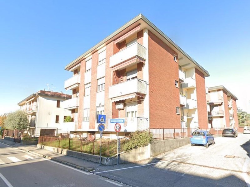Quadrilocale in Vendita a Cambiago, 89'590&euro;, 104 m², con Box