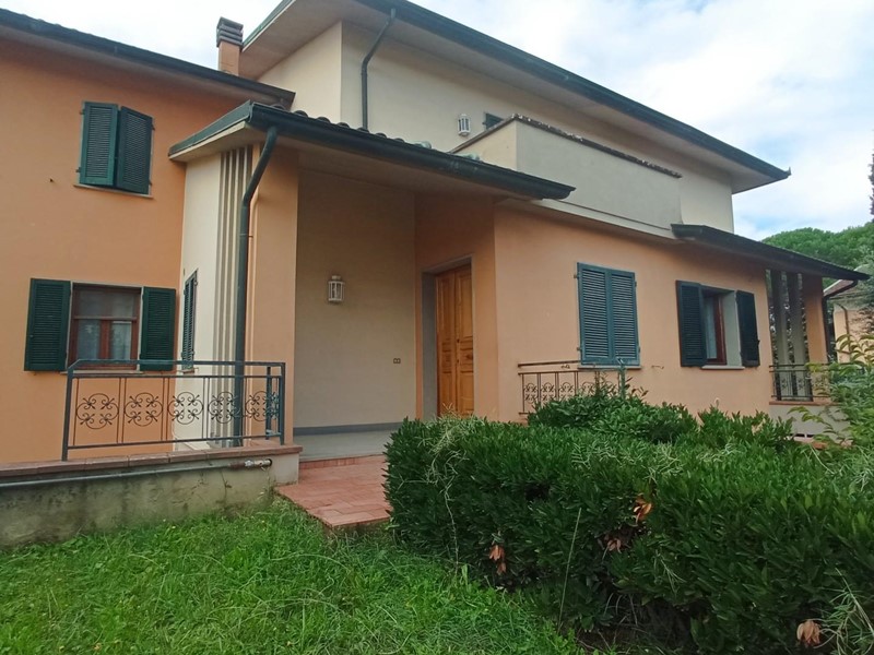 Casa Indipendente in Vendita a Fucecchio, zona Galleno, 198'000&euro;, 150 m², con Box