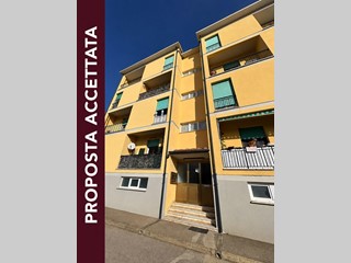 Quadrilocale in Vendita a Campiglia Marittima, zona Venturina Terme, 135'000&euro;, 89 m², arredato, con Box