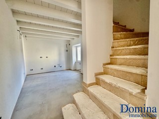 Casa Indipendente in Vendita a Massa, zona Turano, 245'000&euro;, 75 m²