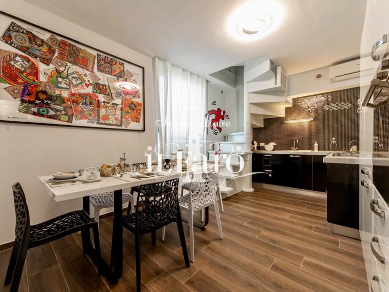 Appartamento in Vendita a Viareggio, 539'000€, 105 m², arredato