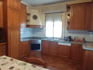 Quadrilocale in Vendita a San Miniato, zona San Miniato Basso, 180'000&euro;, 120 m², arredato, con Box